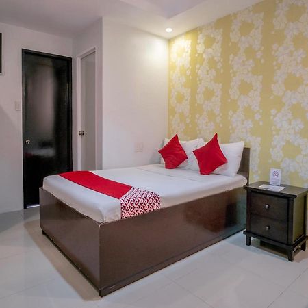 Oyo 697 Obrero Suites Davao Luaran gambar
