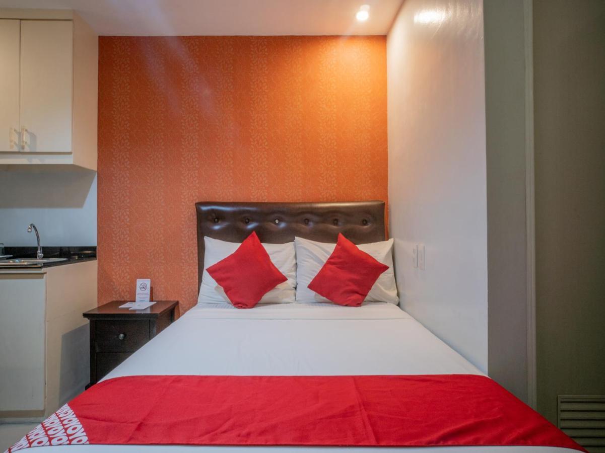 Oyo 697 Obrero Suites Davao Luaran gambar