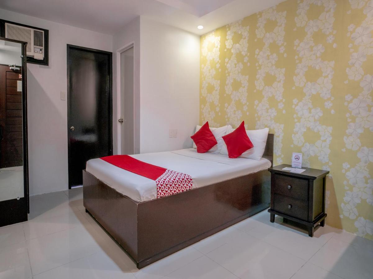 Oyo 697 Obrero Suites Davao Luaran gambar