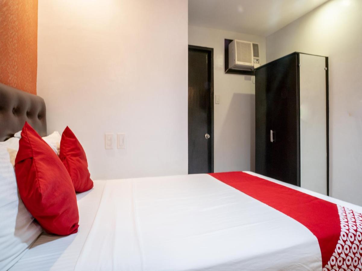 Oyo 697 Obrero Suites Davao Luaran gambar