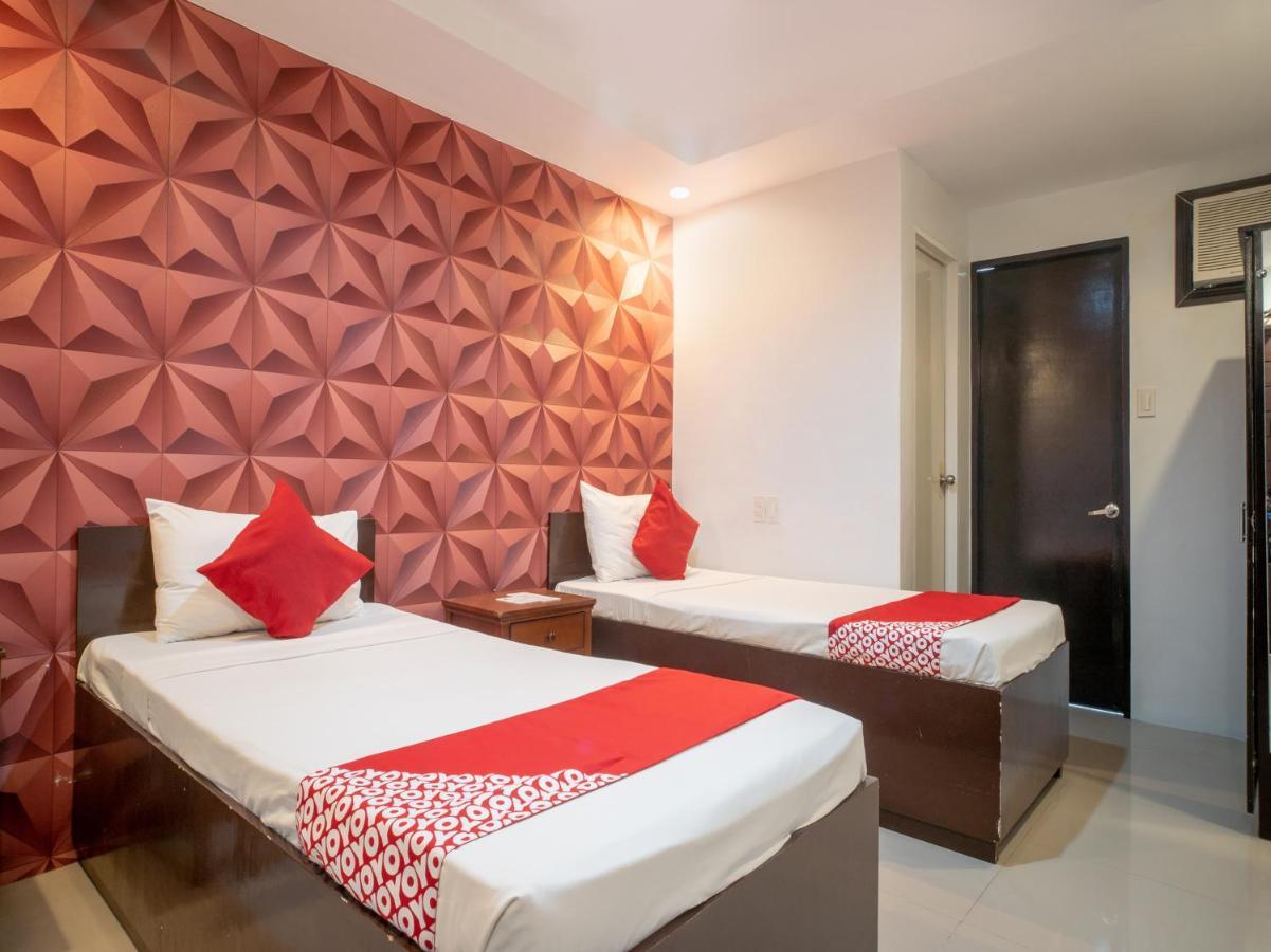 Oyo 697 Obrero Suites Davao Luaran gambar