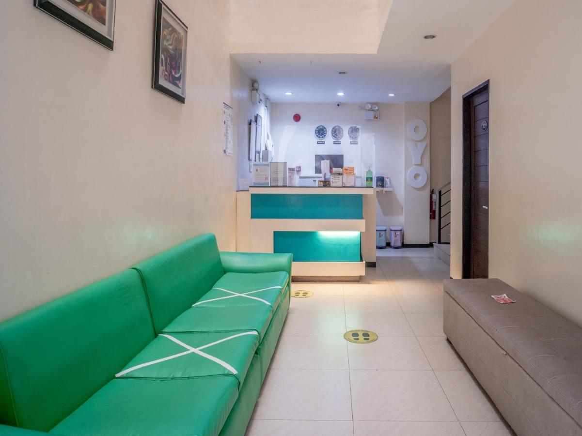 Oyo 697 Obrero Suites Davao Luaran gambar